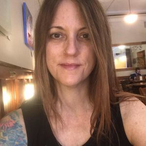 Meet your Posher, Evelyne